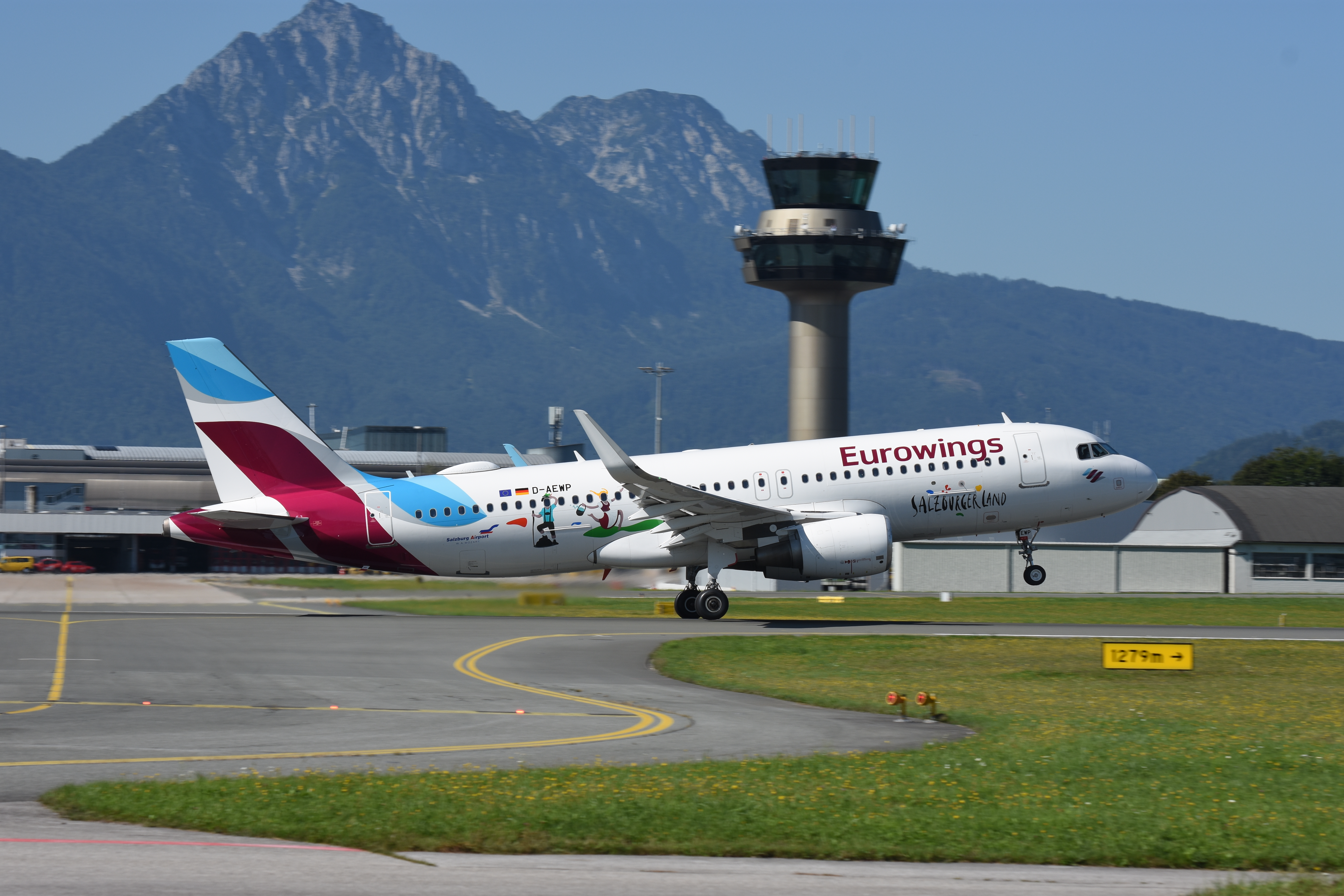 Eurowings - important airline partner at Salzburg Airport