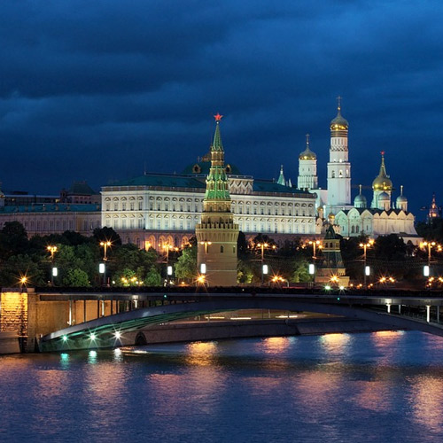 Moskau, Kreml bei Nacht